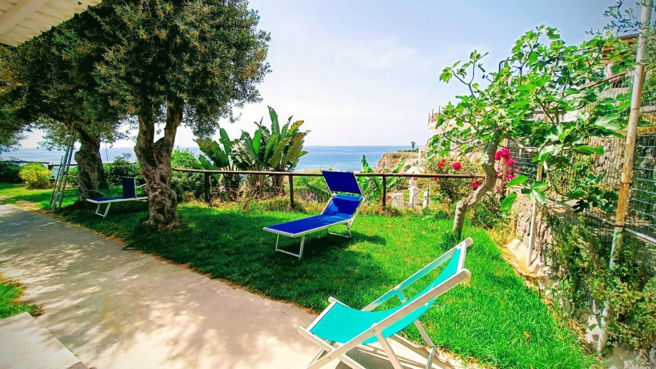 La Dea Del Mare Apartment Forio  Bagian luar foto