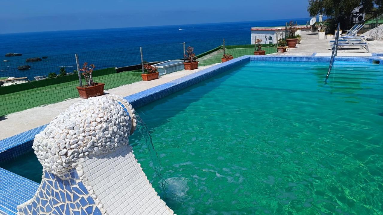 La Dea Del Mare Apartment Forio  Bagian luar foto