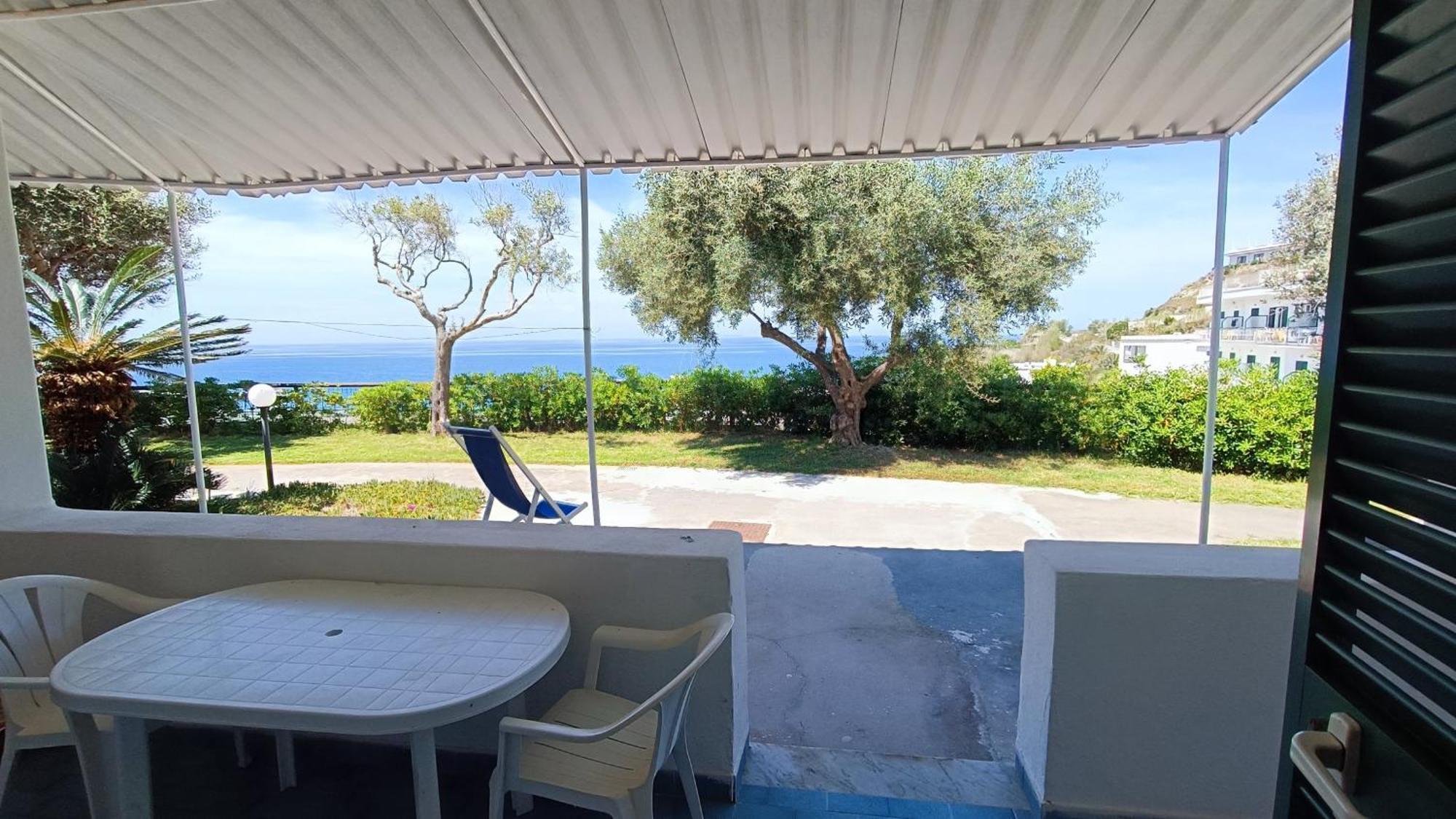 La Dea Del Mare Apartment Forio  Bagian luar foto