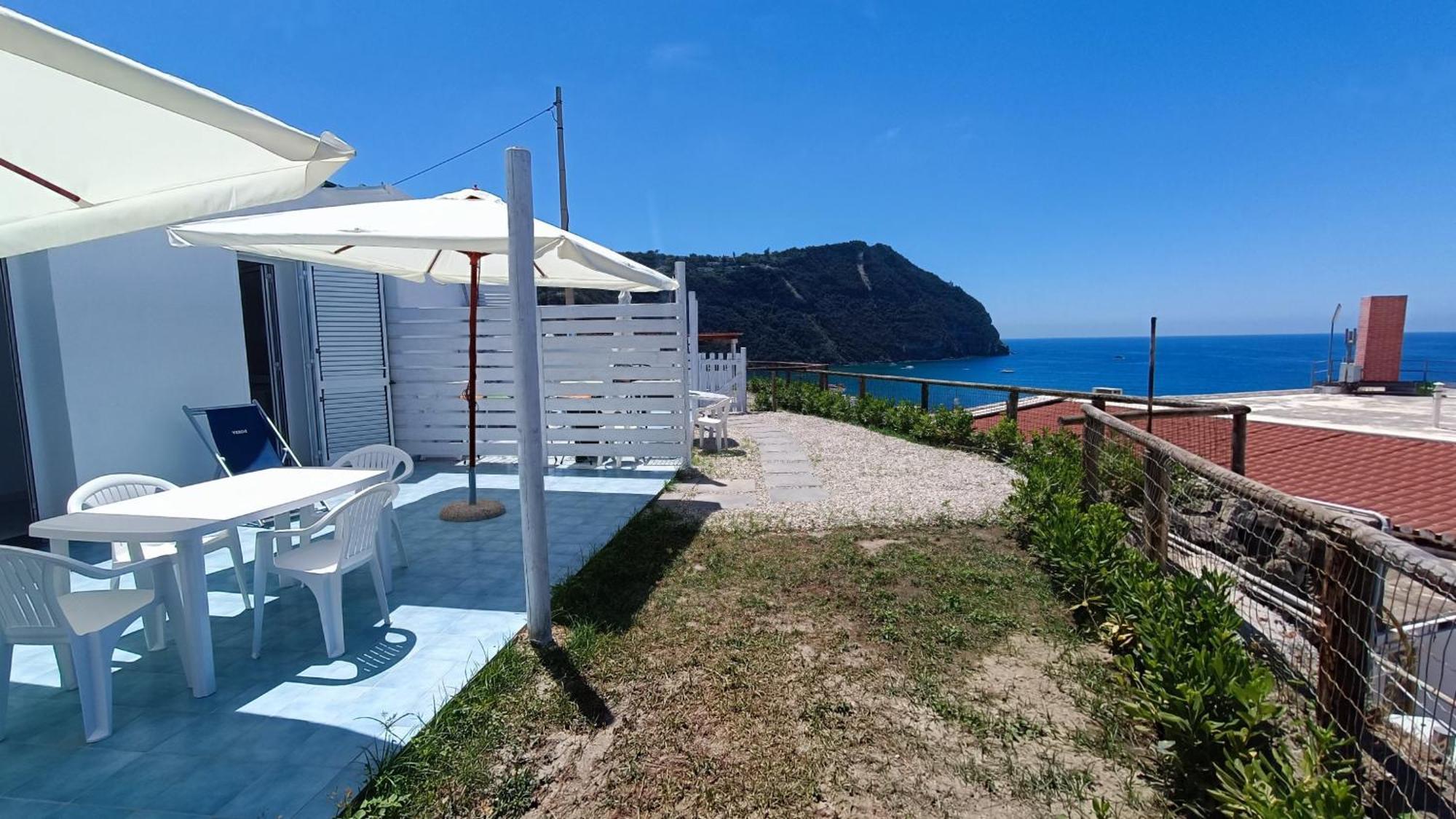 La Dea Del Mare Apartment Forio  Bagian luar foto