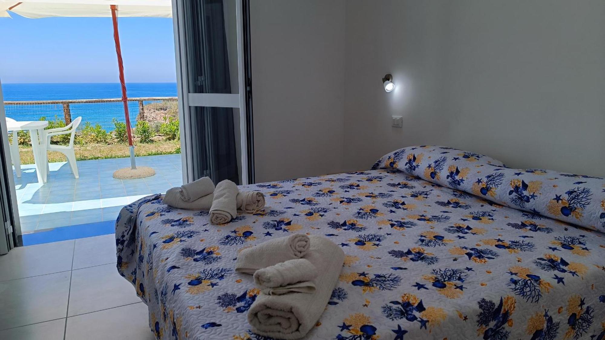 La Dea Del Mare Apartment Forio  Bagian luar foto